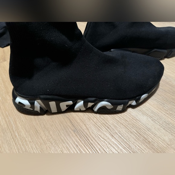 BALENCIAGA shoes men size 42 perfect condition - Picture 3 of 3